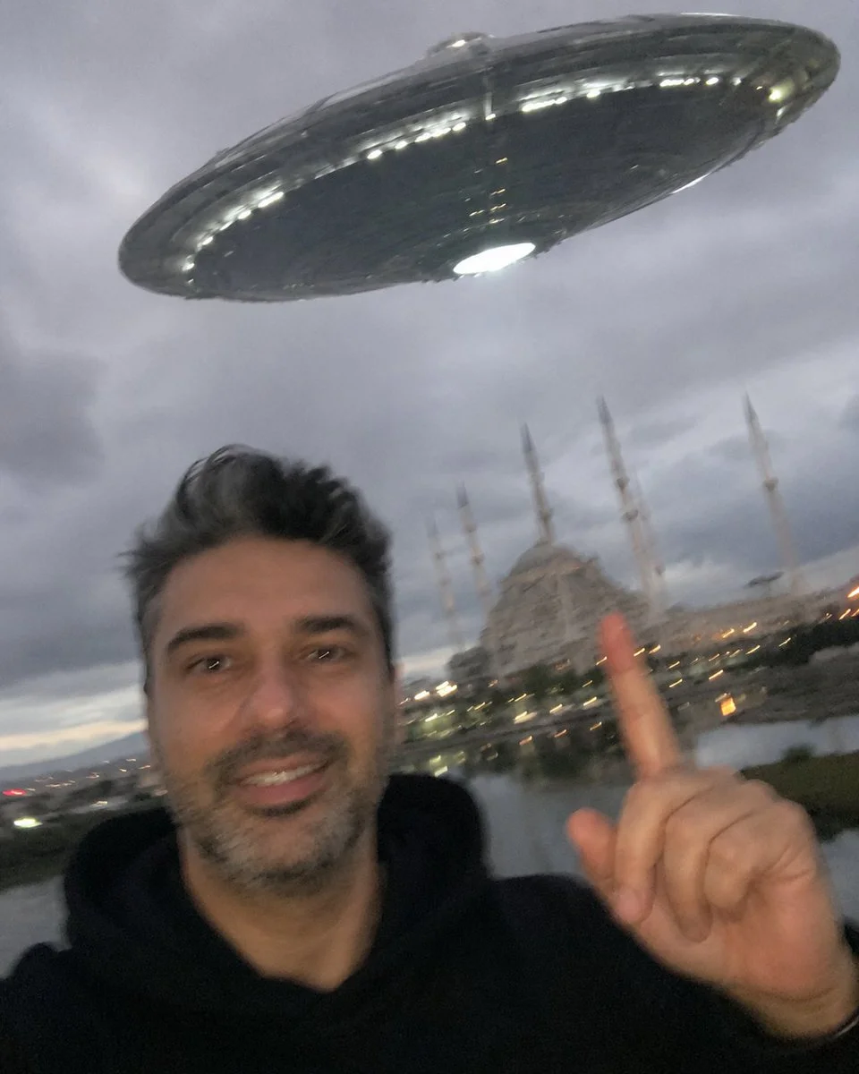 Selfie Look-Up Hand Pointing Portrait portrait GPT Image 2 prompt example