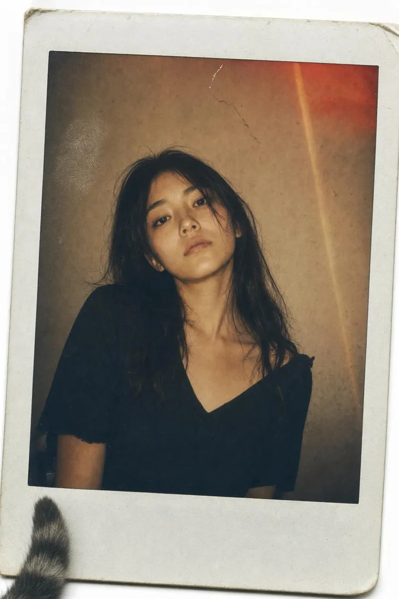 Vintage Polaroid Portrait: social media prompt preview with platform-ready composition and clear design.